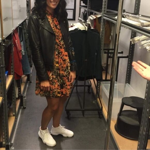 Aritzia Wilfred Bernadette Ruffle Dress Size Medium - Picture 4 of 15